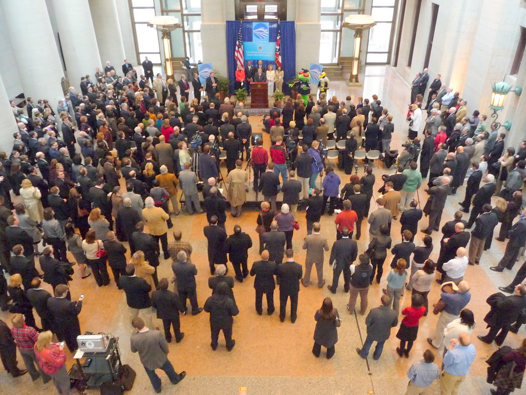 Cleveland Requires Contractors Provide 10 Days Paid Leave by 2027